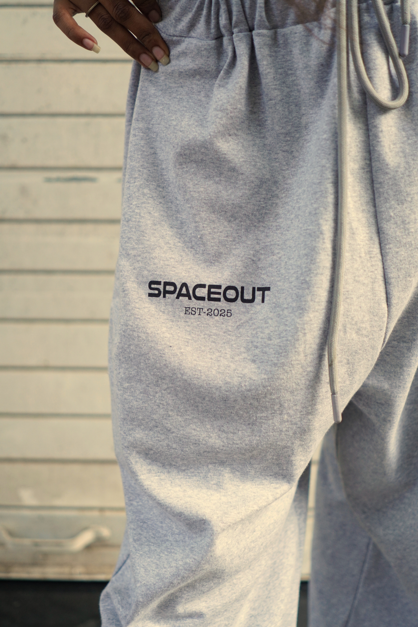 GREY BAGGY TRACK PANTS