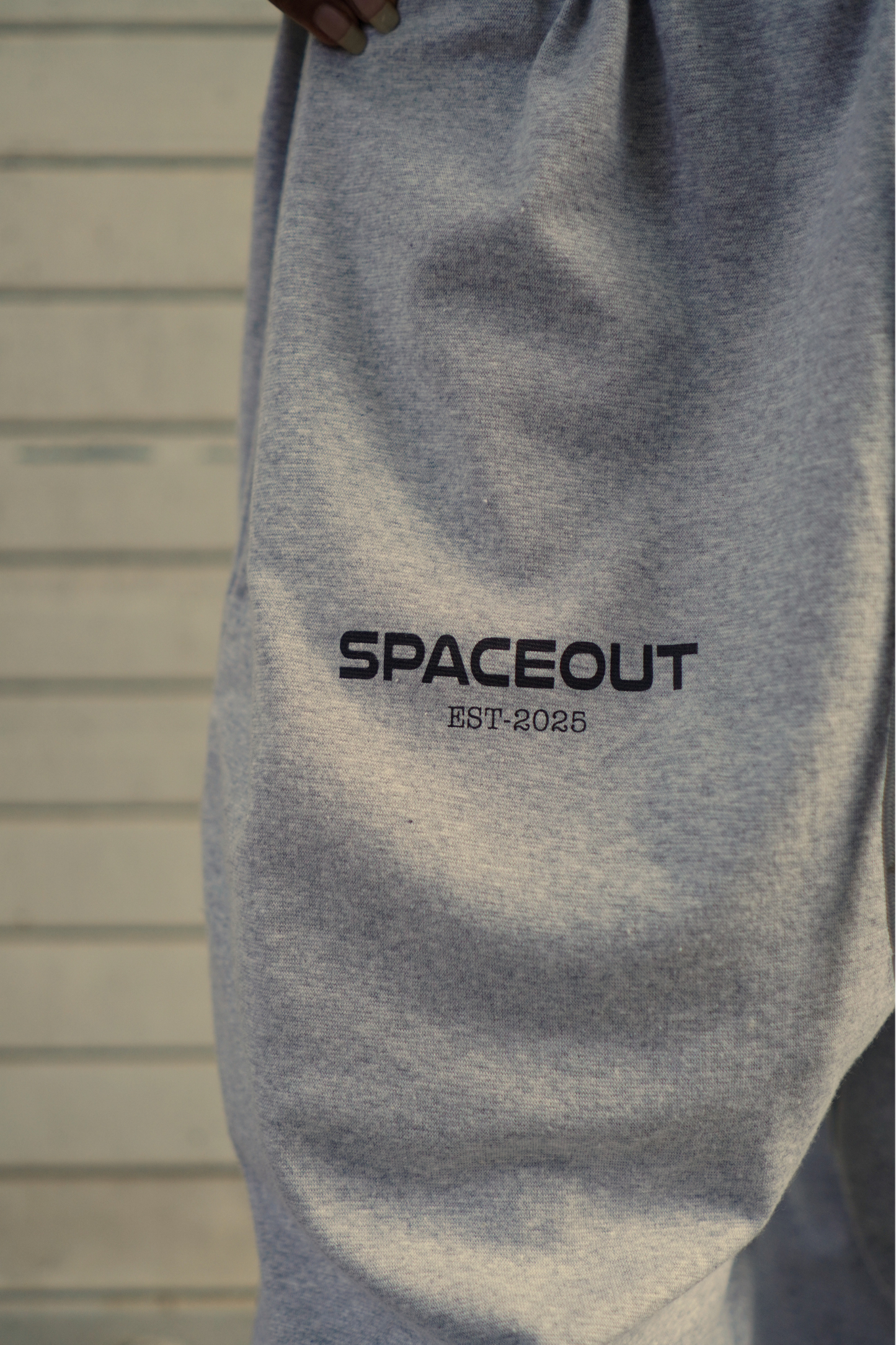 GREY BAGGY TRACK PANTS