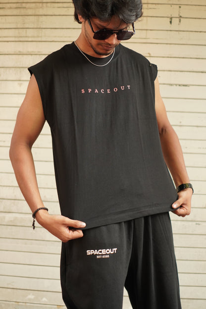 SPACEOUT BLACK BOXY FIT